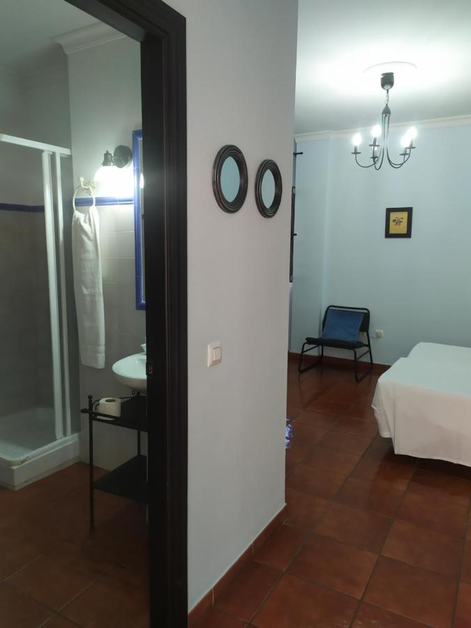 Apartamentos Turisticos Casa Cantillo Carmona  Bagian luar foto