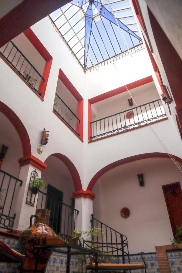 Apartamentos Turisticos Casa Cantillo Carmona  Bagian luar foto