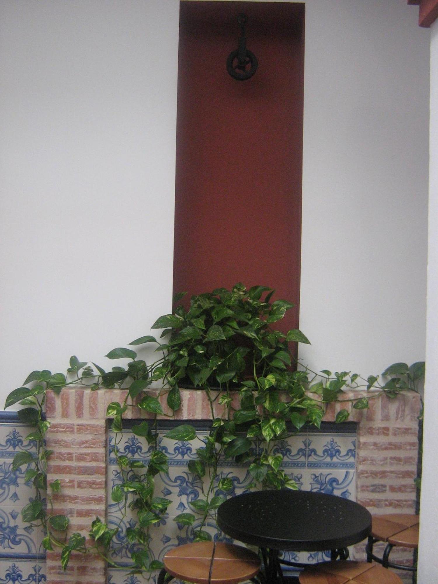 Apartamentos Turisticos Casa Cantillo Carmona  Bagian luar foto